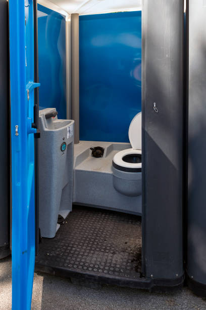 Portable Toilet Options We Offer in Indian Head Park, IL